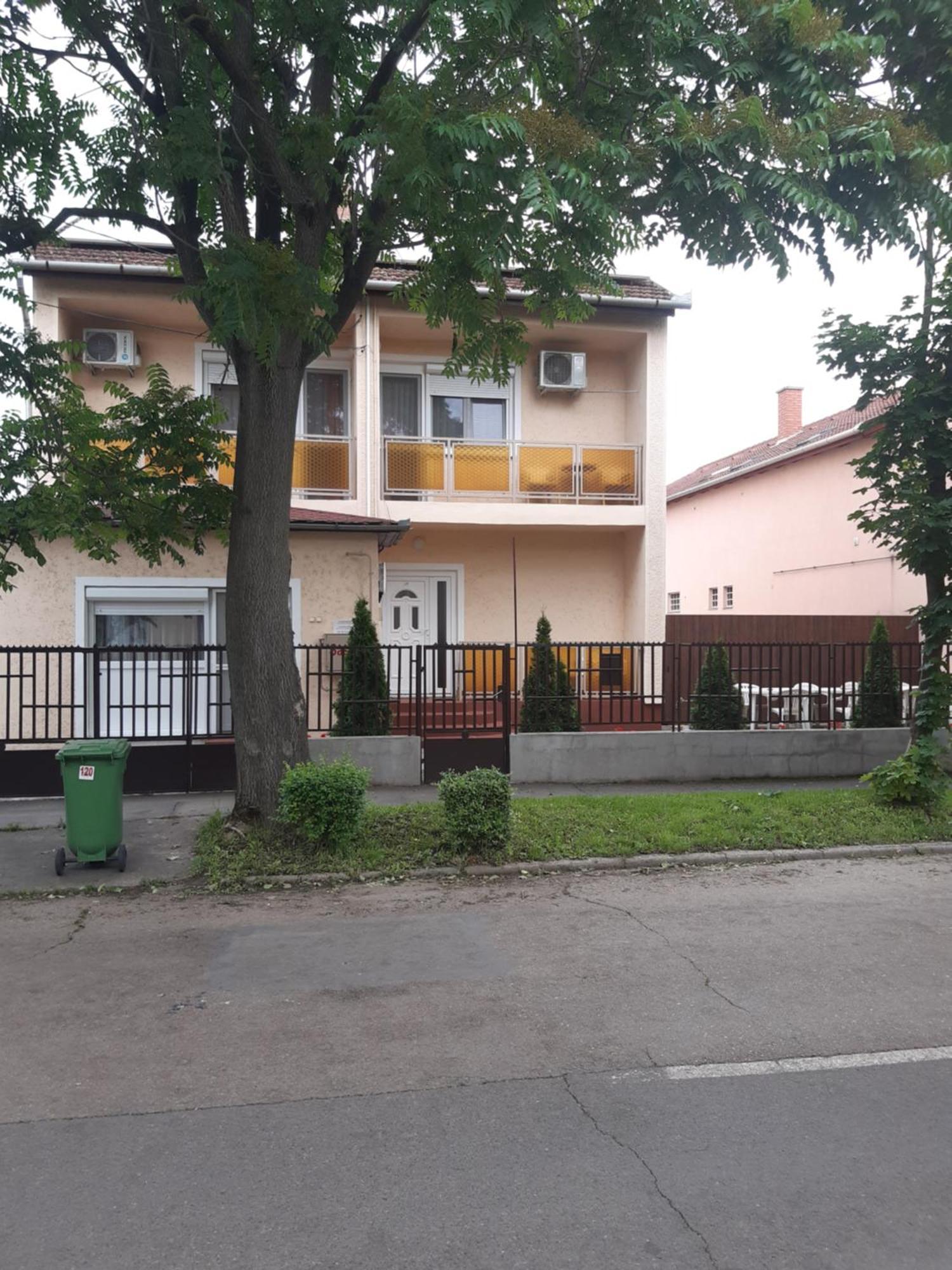 Sasfeszek Daire Hajdúszoboszló Dış mekan fotoğraf